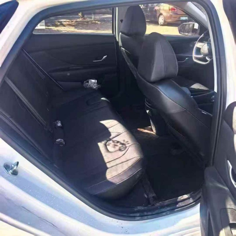 新余25年现代伊兰特7