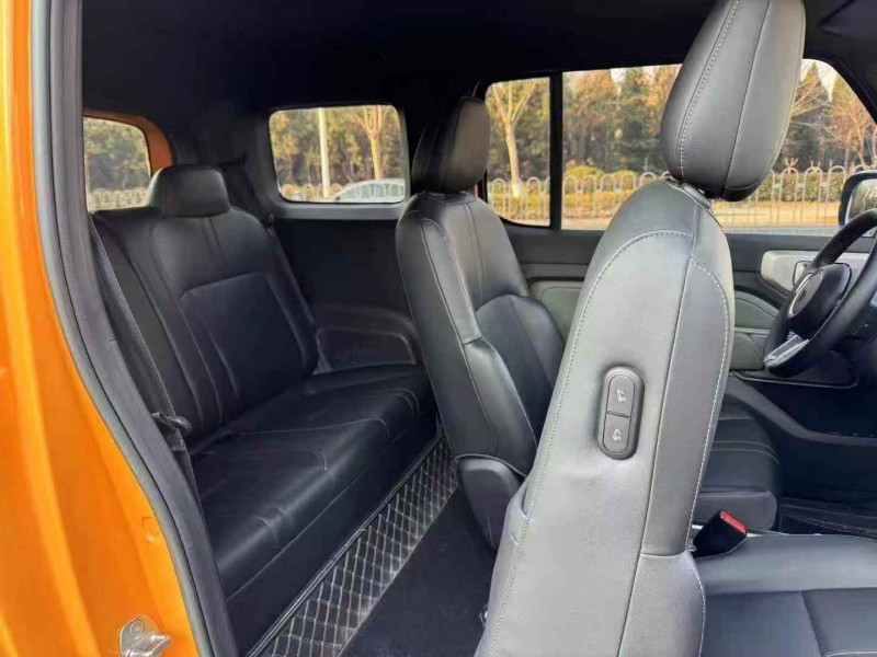 济宁23年宝骏悦也3