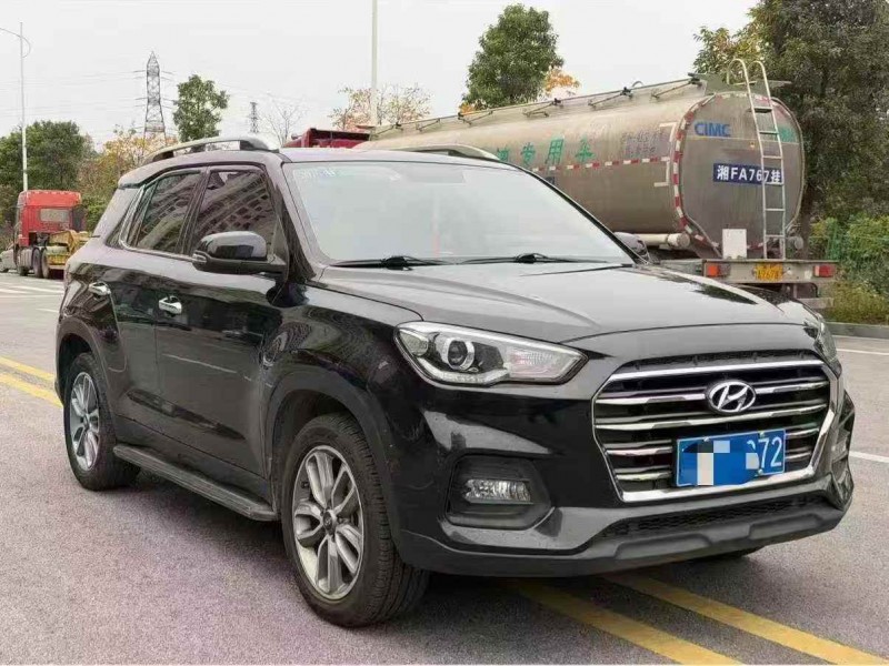 常德19年现代ix352