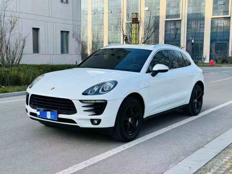 青岛18年保时捷Macan3