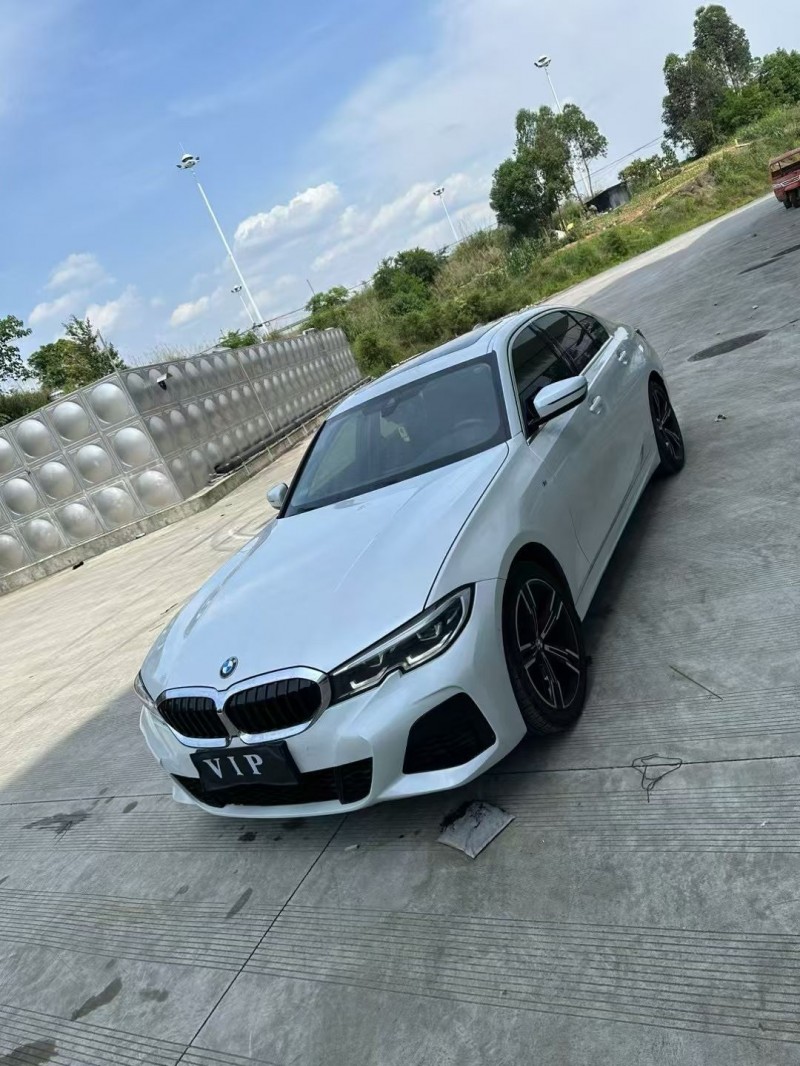 乐山21年宝马3系2