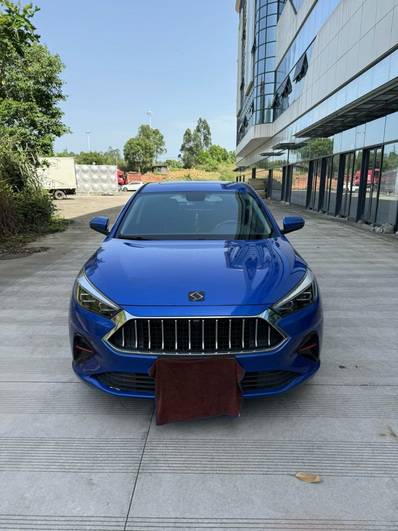 乐山21年江淮思皓1