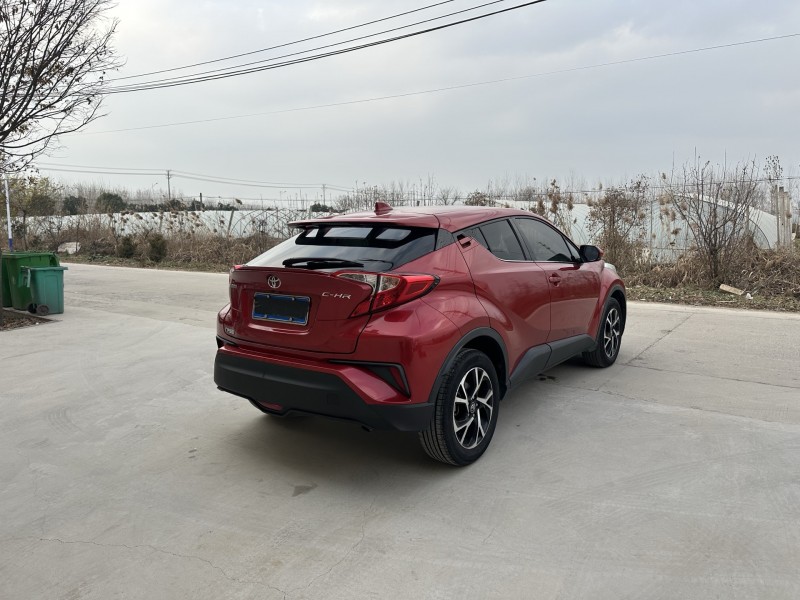 徐州19年丰田CHR4