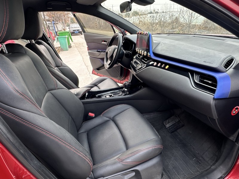 徐州19年丰田CHR8