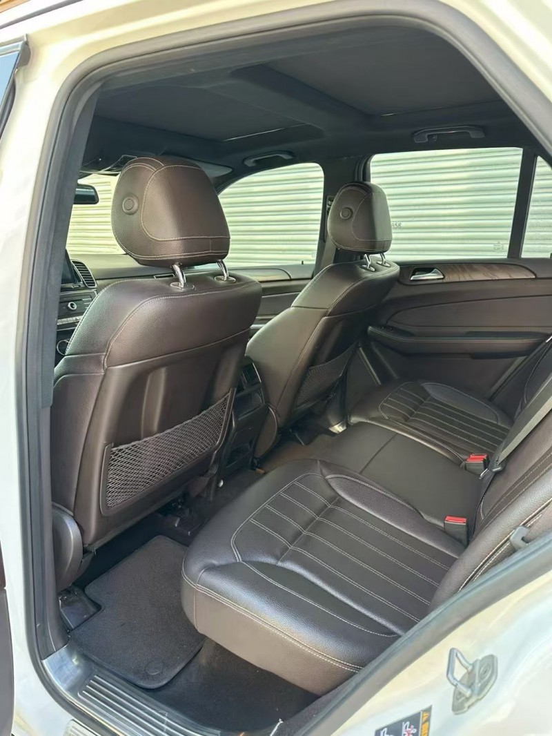 乐山17年奔驰GLE4