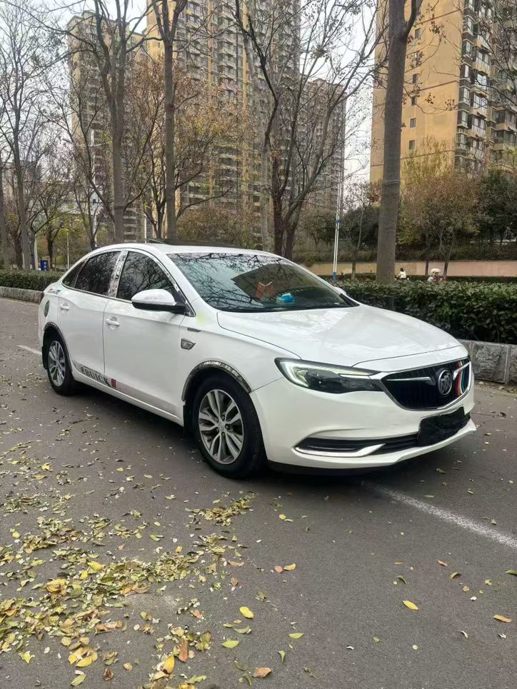 菏泽18年别克英朗2