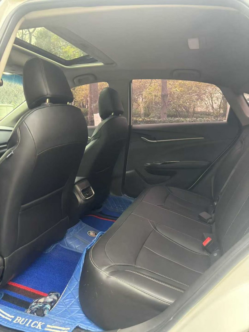 菏泽18年别克英朗6