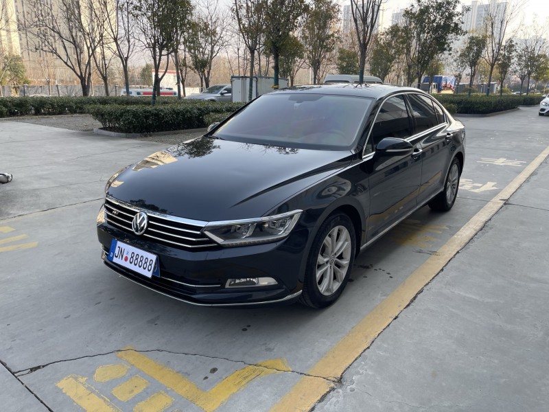 济宁19年大众迈腾2