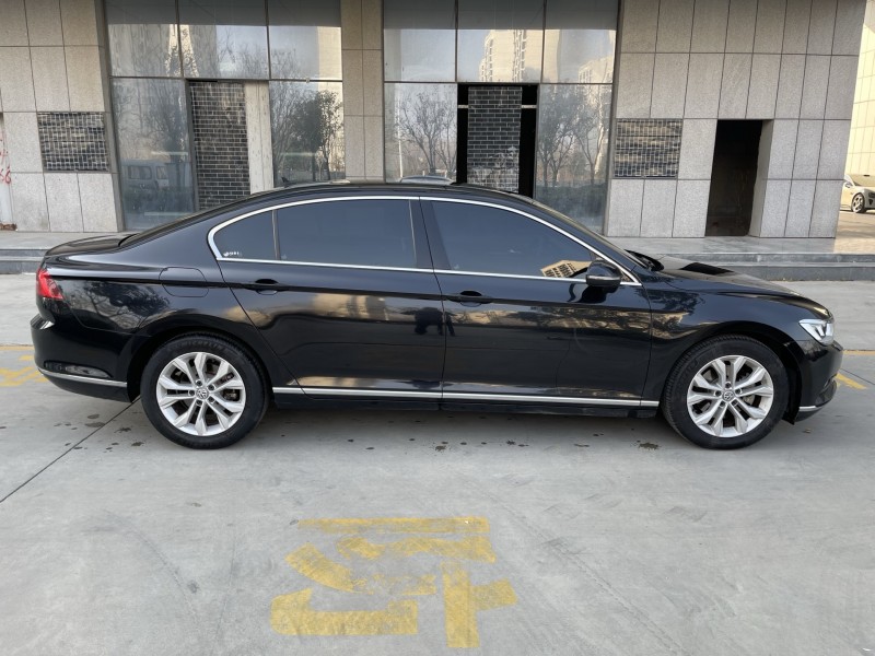 济宁19年大众迈腾7