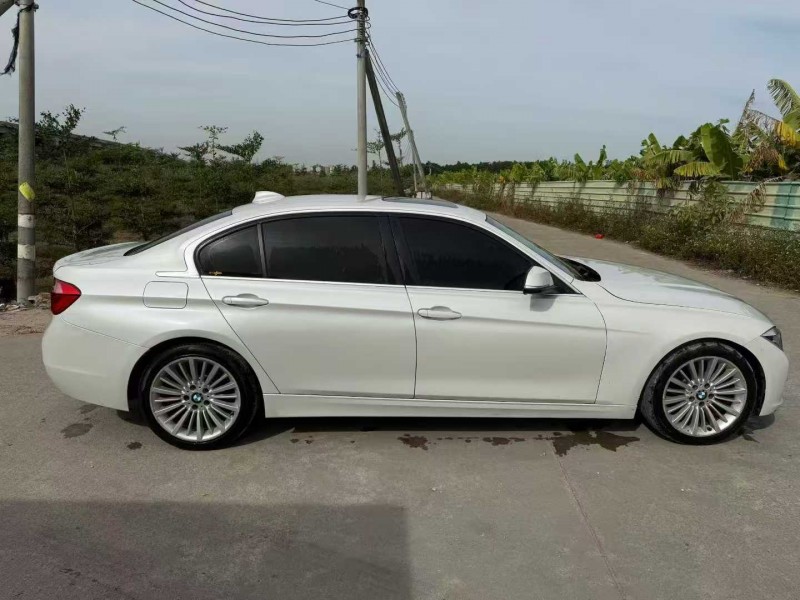 中山17年宝马3系2