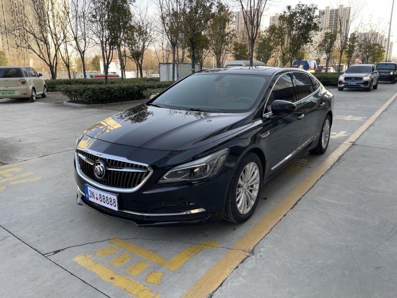 济宁19年别克君越2