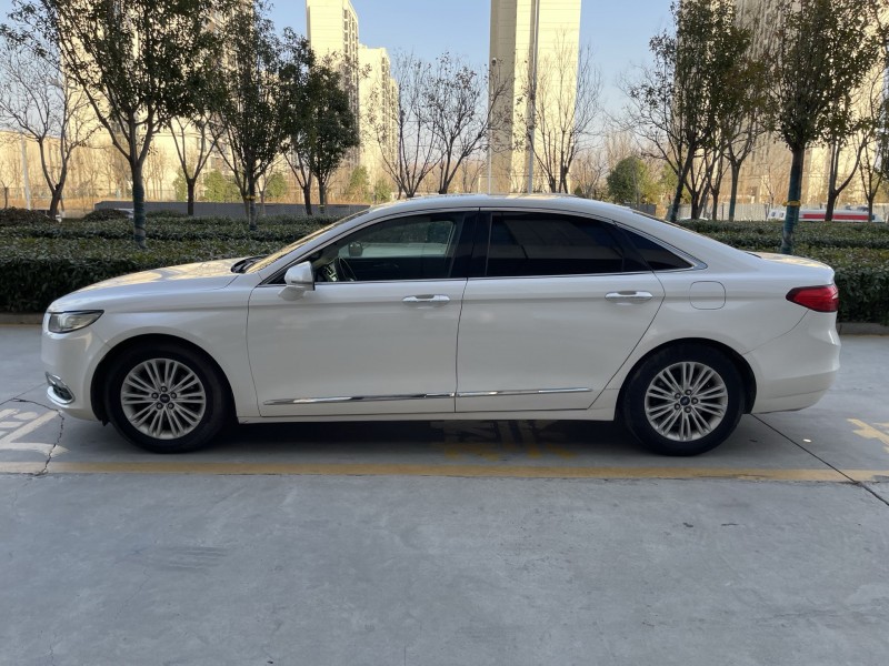 济宁16年福特金牛座8