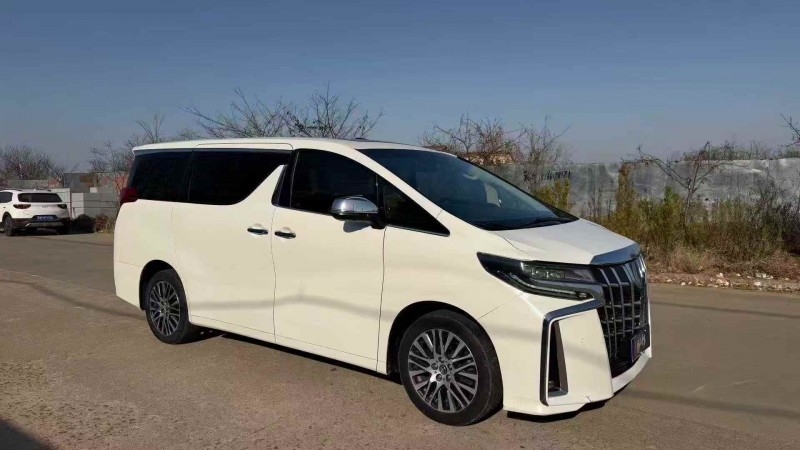 淄博17年丰田埃尔法3