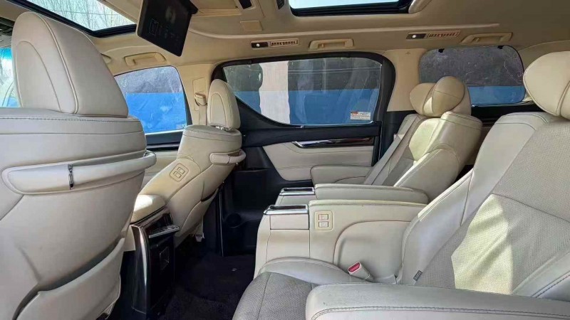 淄博17年丰田埃尔法6