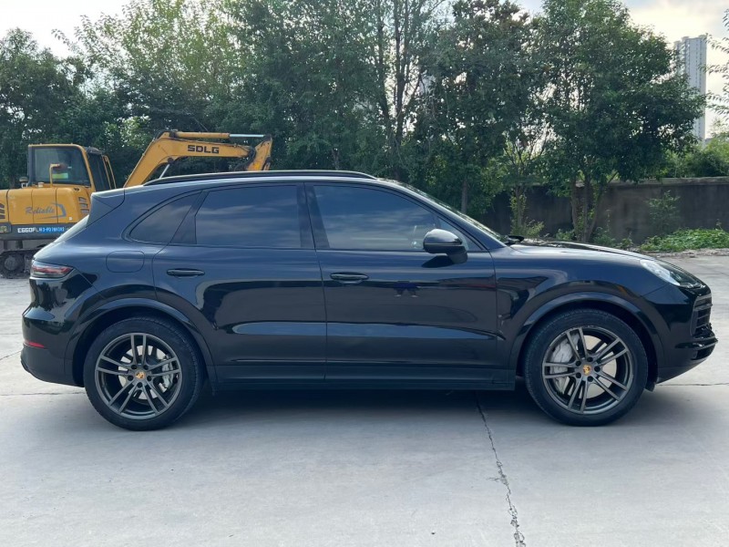 徐州21年保时捷卡宴5