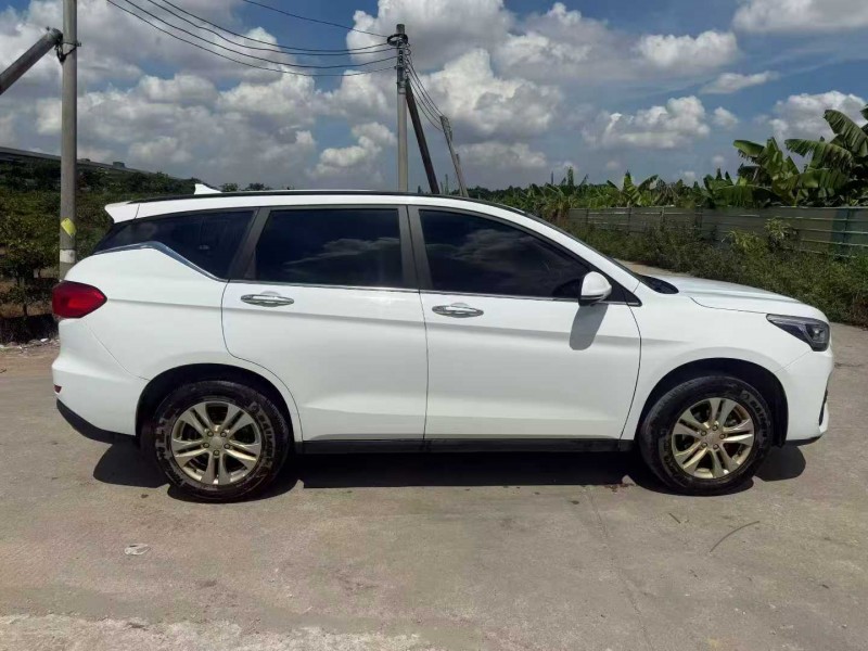 中山21年哈弗M64