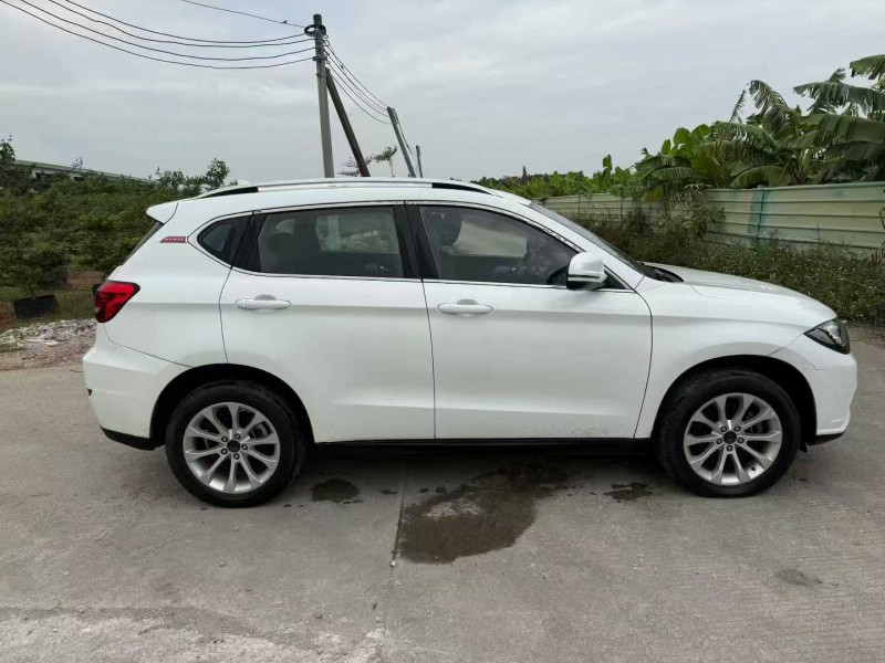 中山17年哈弗H23