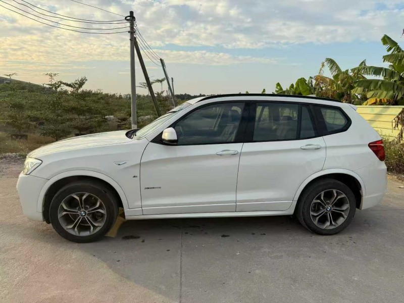 中山17年宝马X35