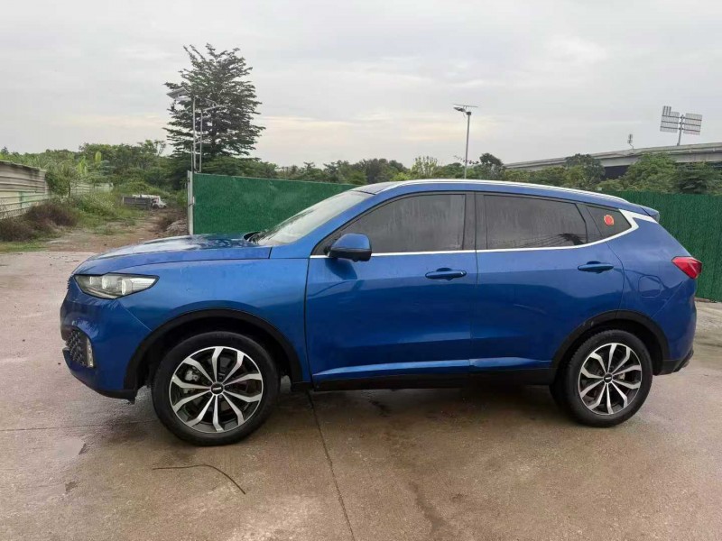 中山20年长城汽车WEY5