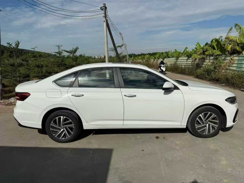 中山25年大众朗逸3