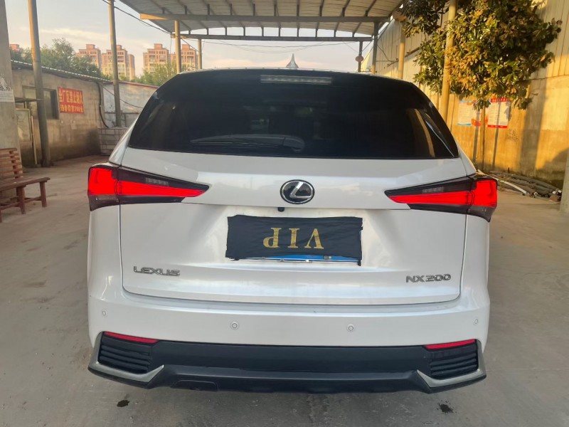 徐州20年雷克萨斯NX9