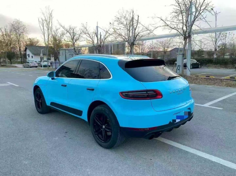 东营16年保时捷Macan9