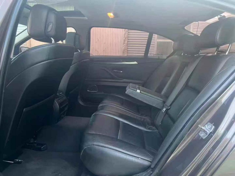 济南13年宝马5系4