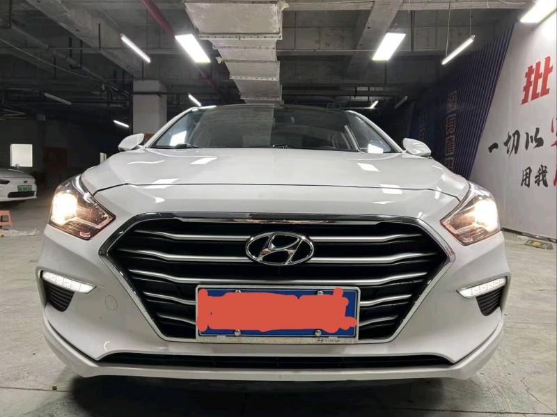 成都19年现代名图1