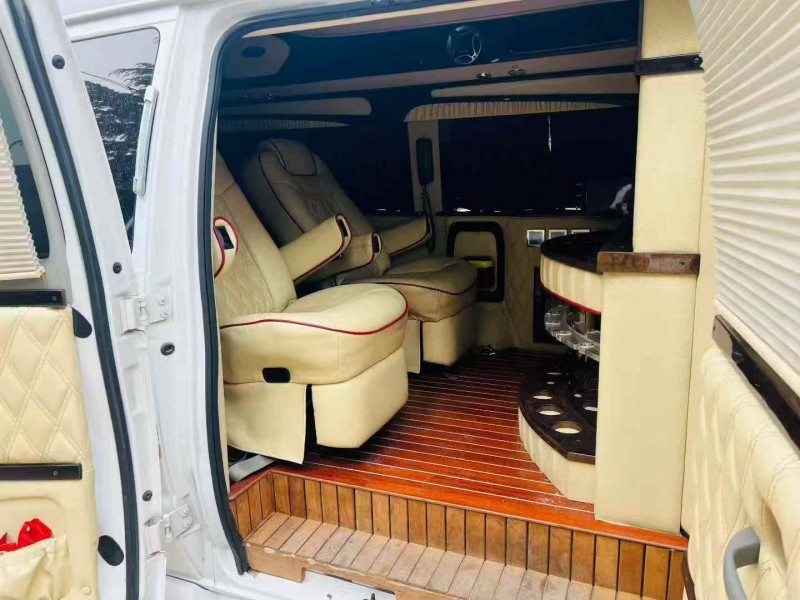 烟台12年福特游艇6