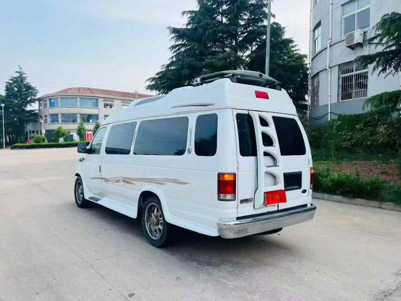 烟台12年福特游艇9