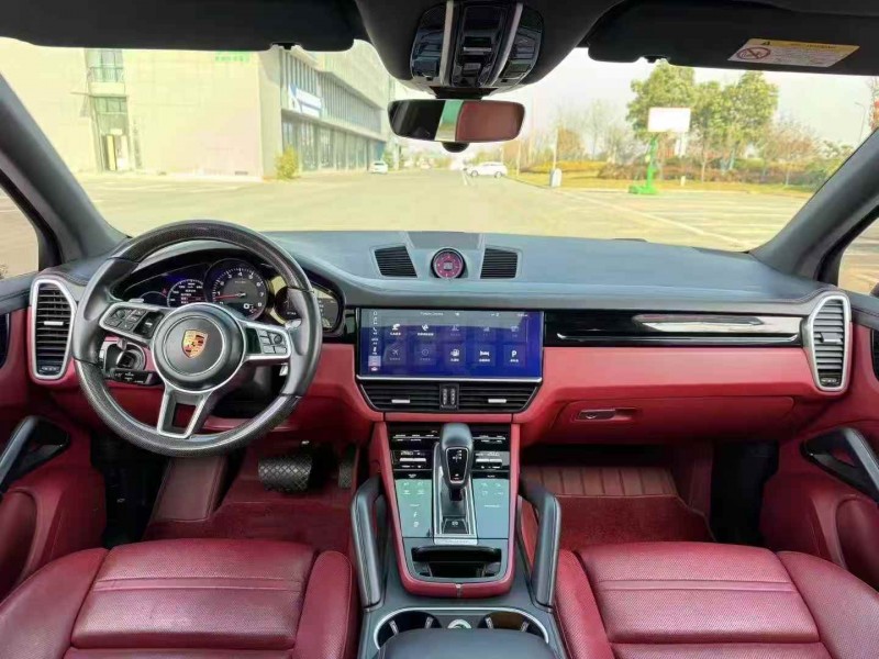 淮安19年保时捷卡宴7