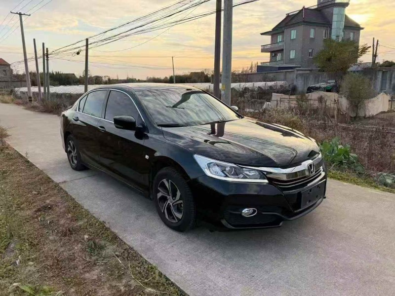 金华18年本田雅阁2