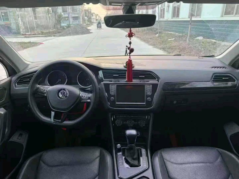 晋城18年大众途观6