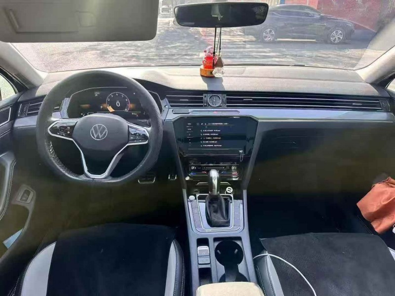 枣庄24年大众迈腾4