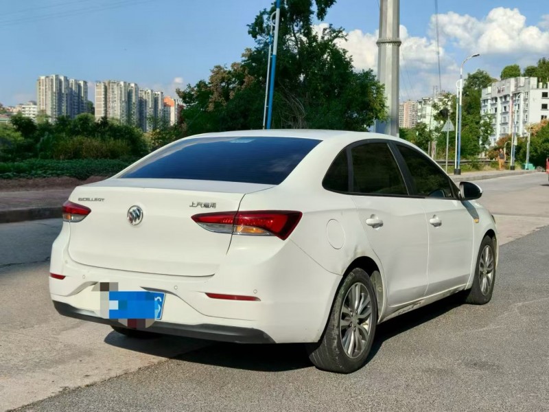 三明21年别克英朗8