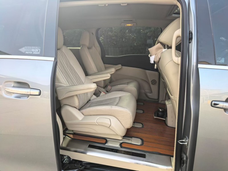 徐州23年别克GL84