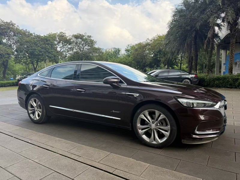 佛山21年别克艾维亚2