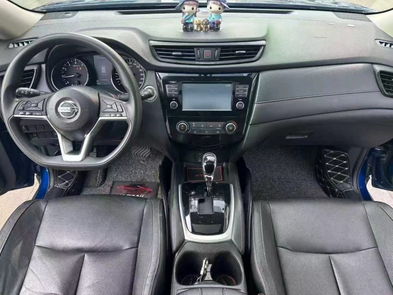 佛山18年日产奇骏5