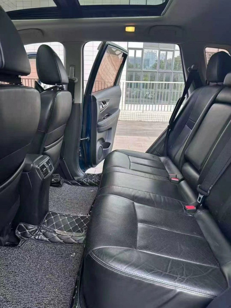 佛山18年日产奇骏6