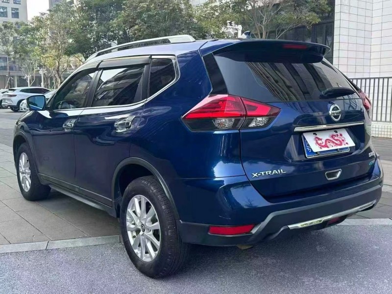 佛山18年日产奇骏7