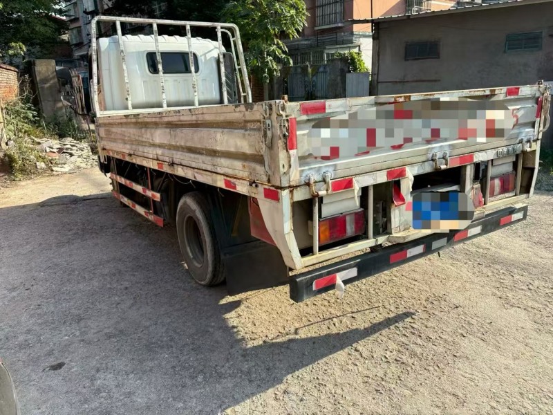 三明24年卡车系列重汽豪曼8