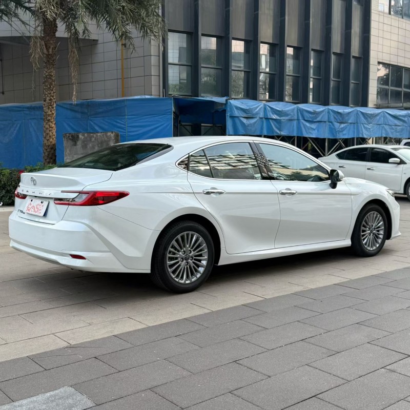 佛山25年丰田凯美瑞8