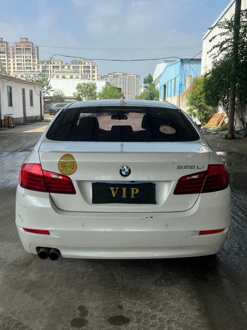 徐州16年宝马5系9