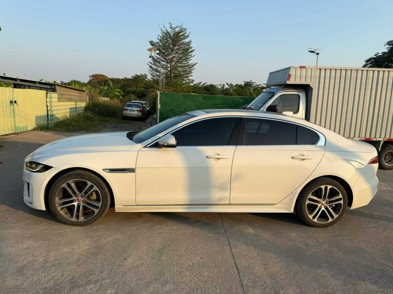 中山23年捷豹XEL3