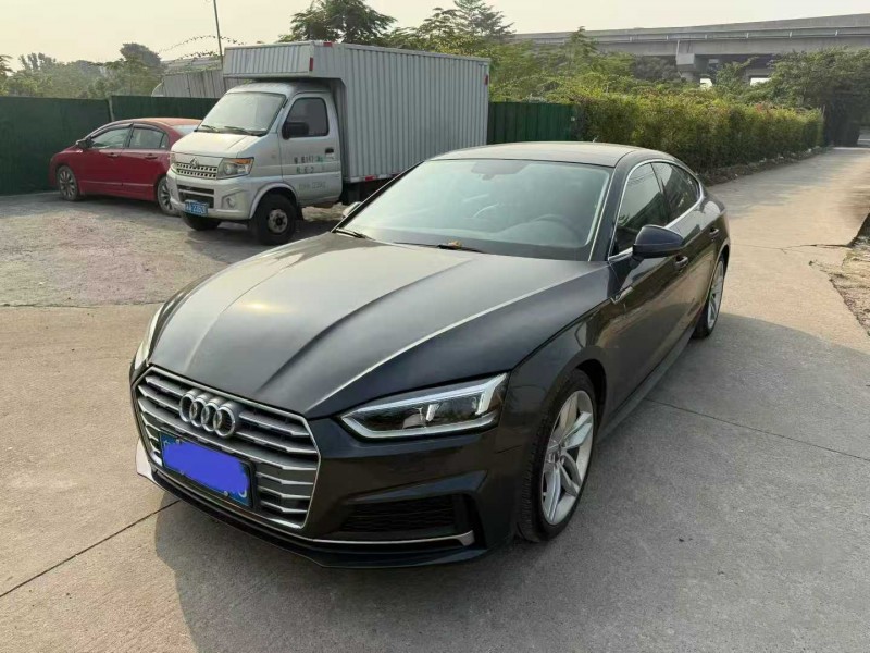 中山18年奥迪A56