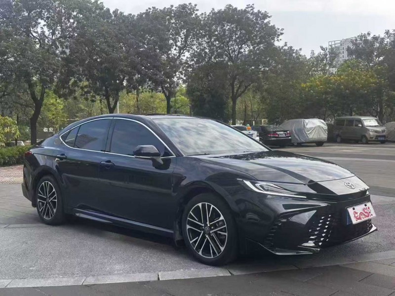 佛山25年丰田凯美瑞2