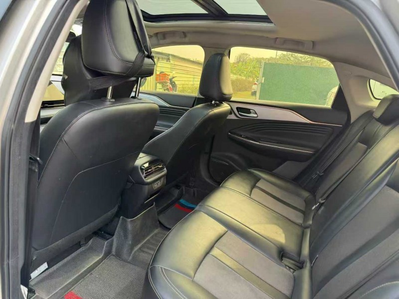 中山23年传祺埃安S9