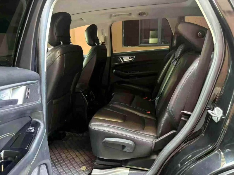 重庆15年福特锐界5