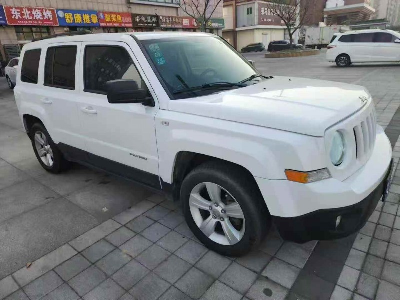 常州15年Jeep自由客3