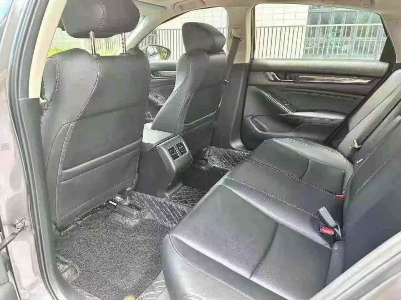 佛山20年本田雅阁5